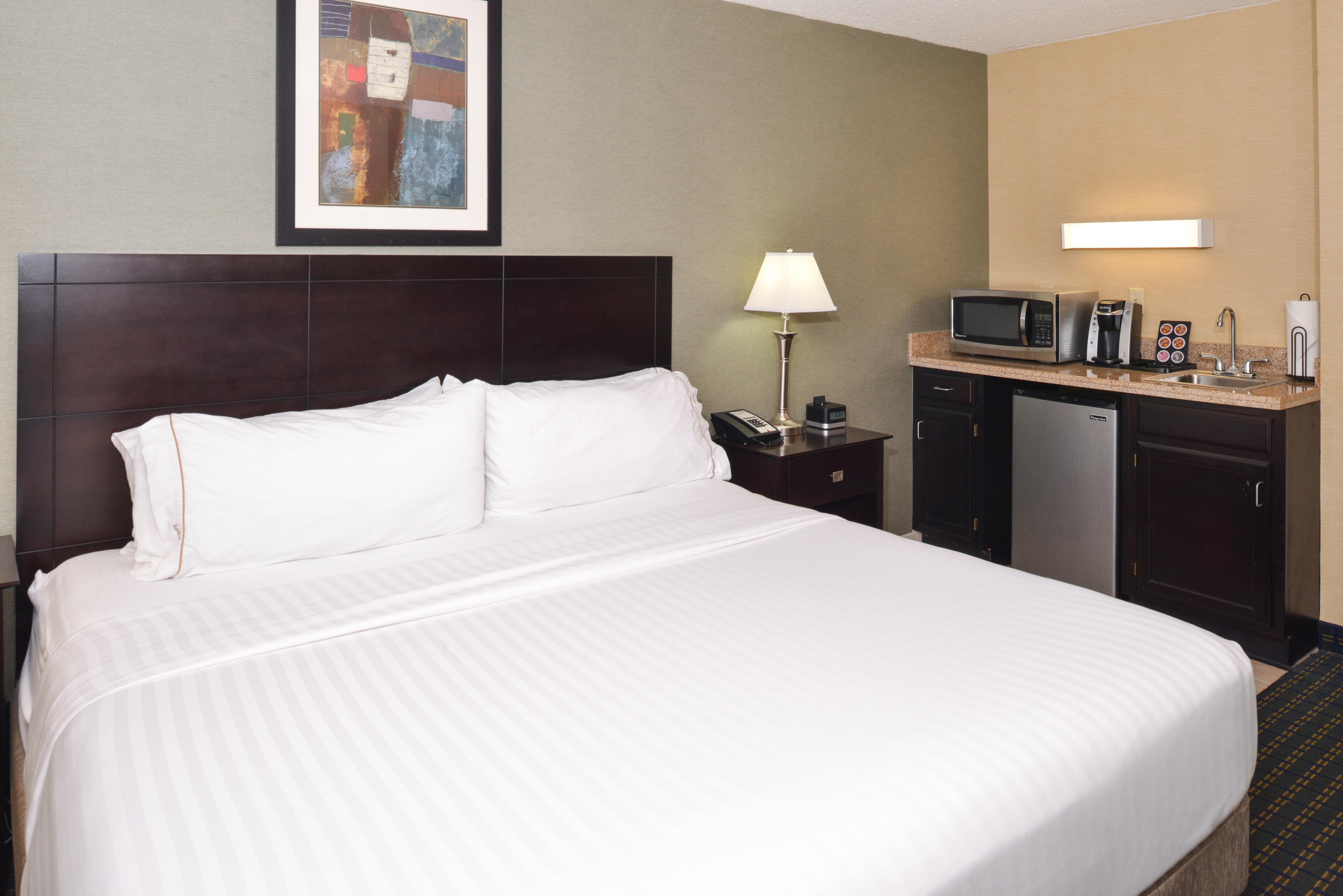 Country Inn & Suites By Radisson Benton Harbor-St Joseph Mi מראה חיצוני תמונה