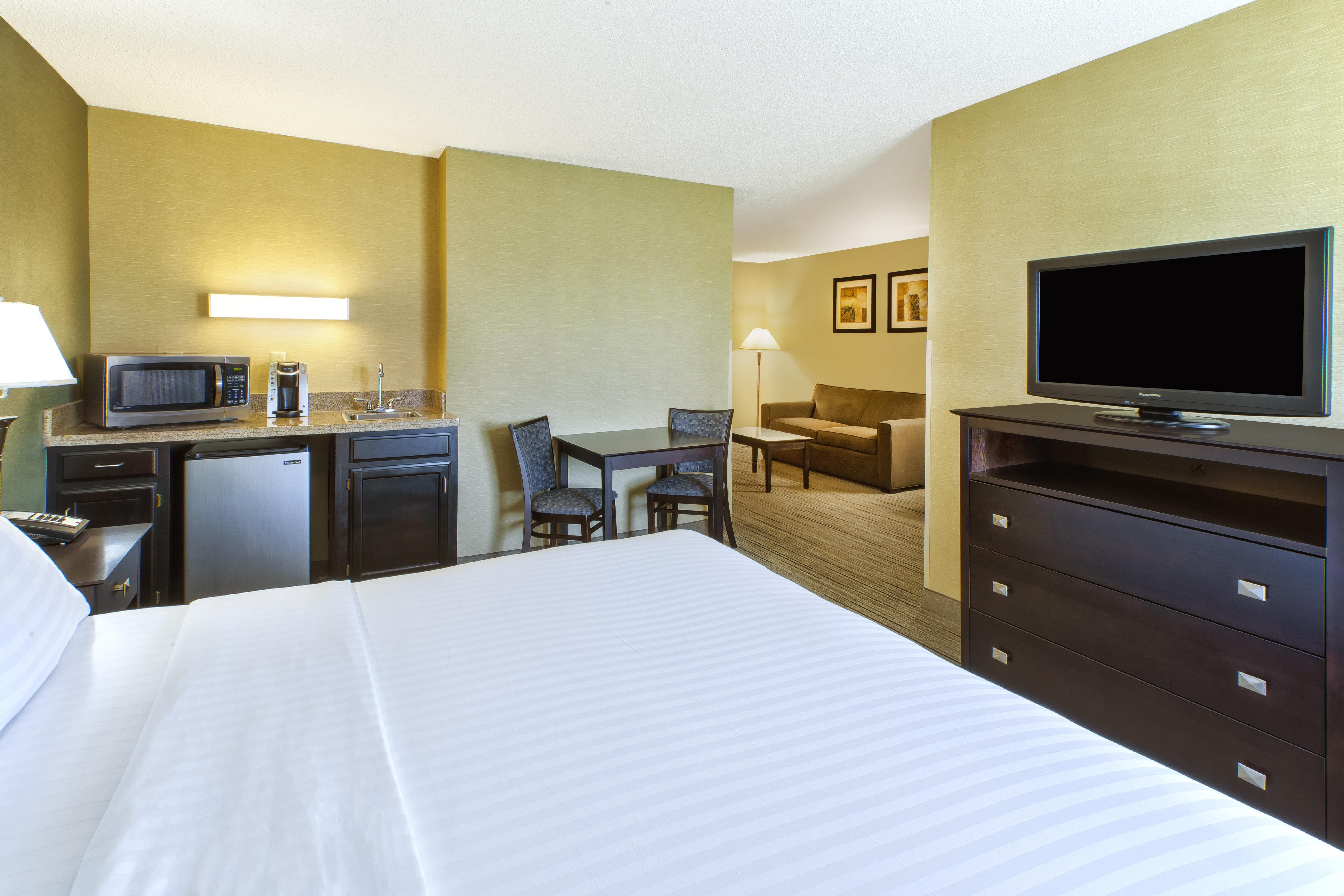 Country Inn & Suites By Radisson Benton Harbor-St Joseph Mi מראה חיצוני תמונה
