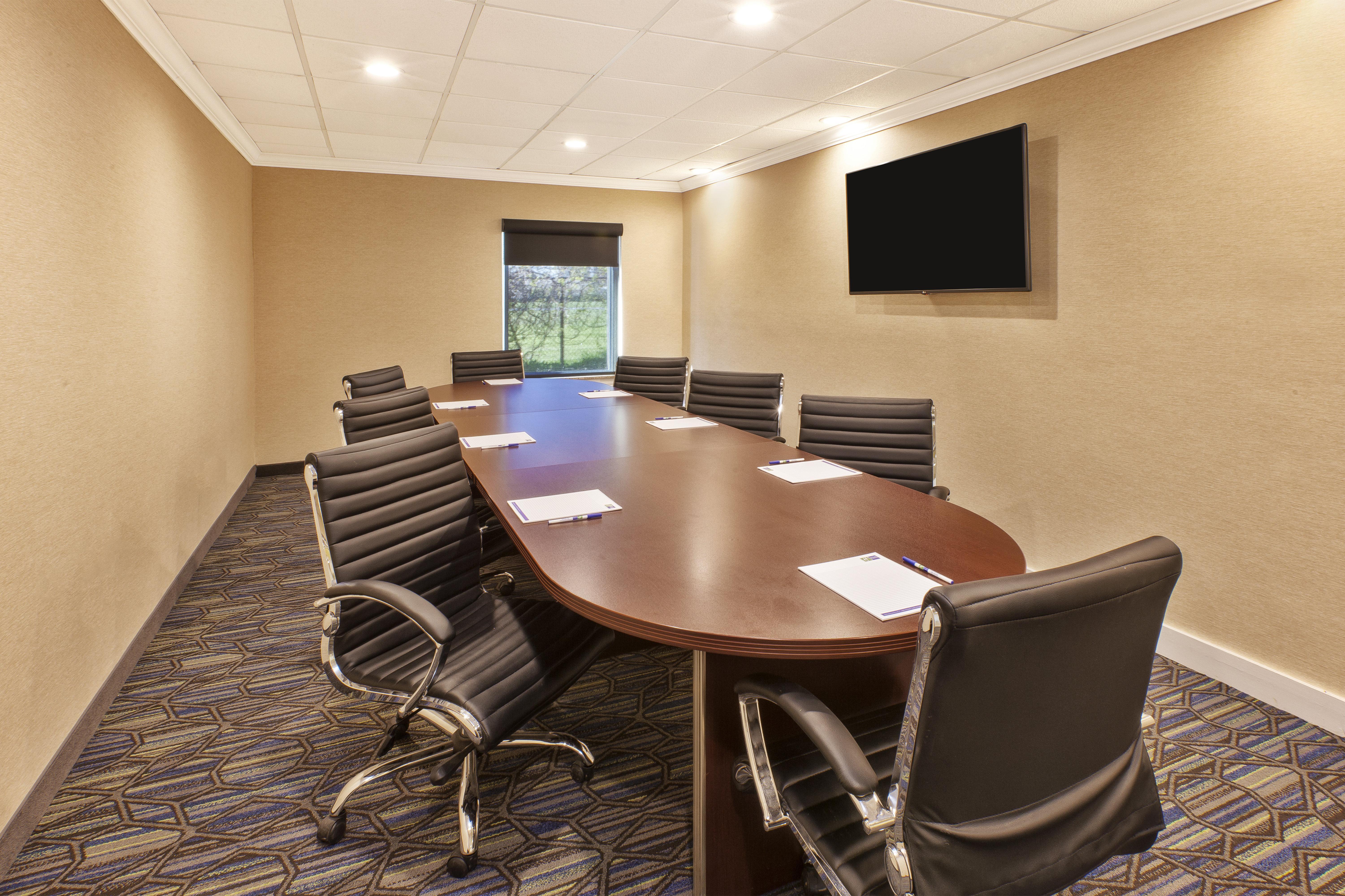 Country Inn & Suites By Radisson Benton Harbor-St Joseph Mi מראה חיצוני תמונה