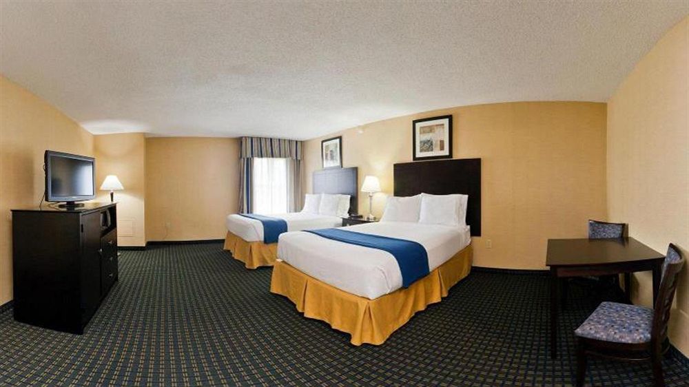 Country Inn & Suites By Radisson Benton Harbor-St Joseph Mi מראה חיצוני תמונה