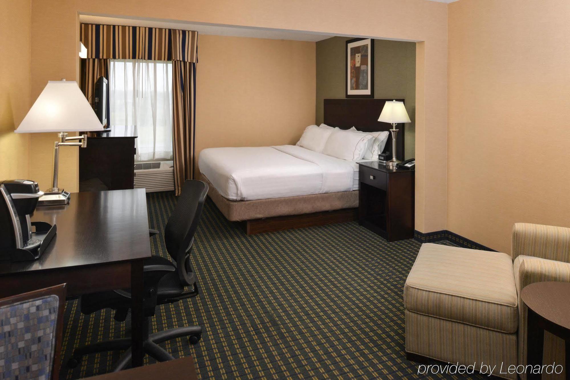 Country Inn & Suites By Radisson Benton Harbor-St Joseph Mi מראה חיצוני תמונה