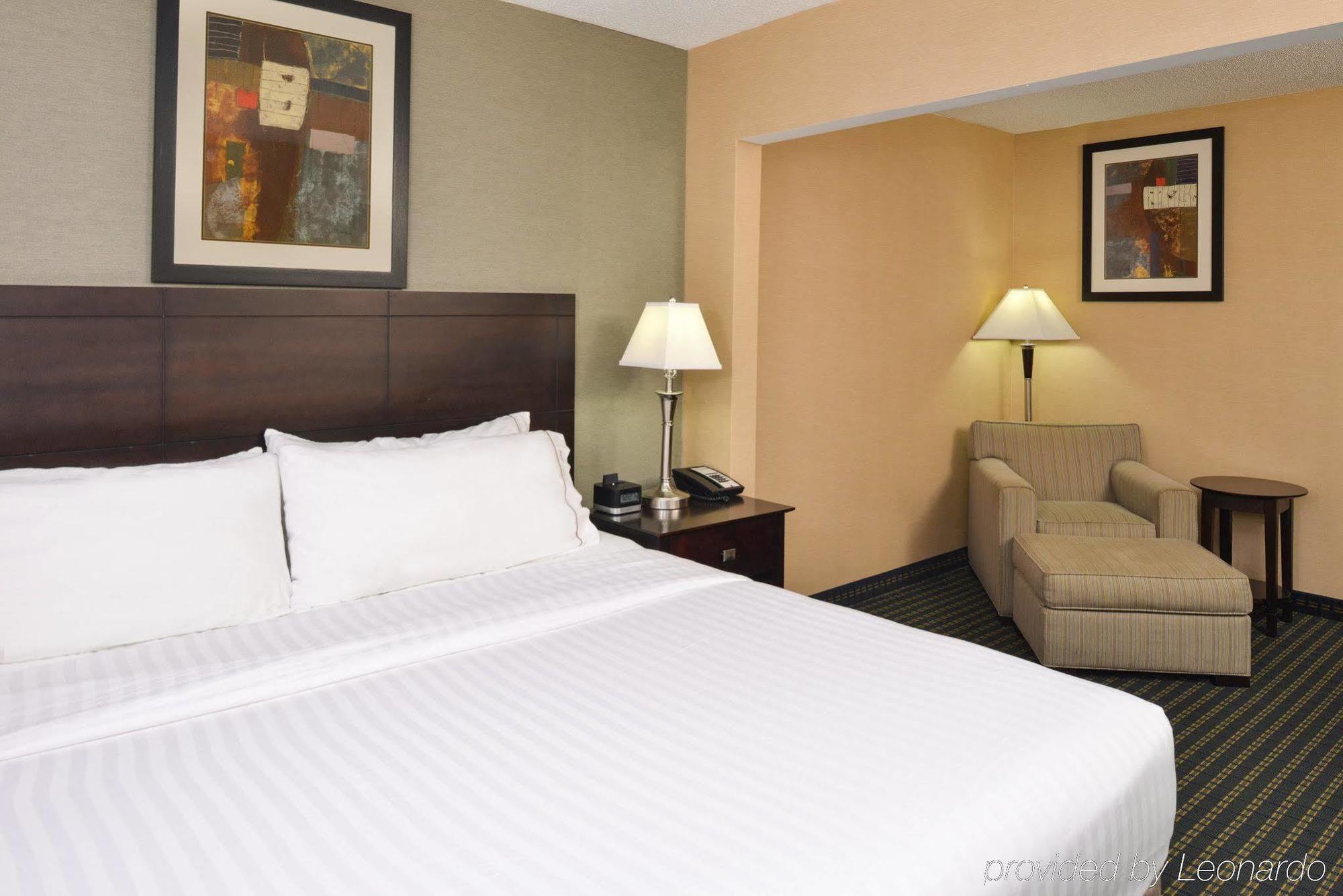 Country Inn & Suites By Radisson Benton Harbor-St Joseph Mi מראה חיצוני תמונה