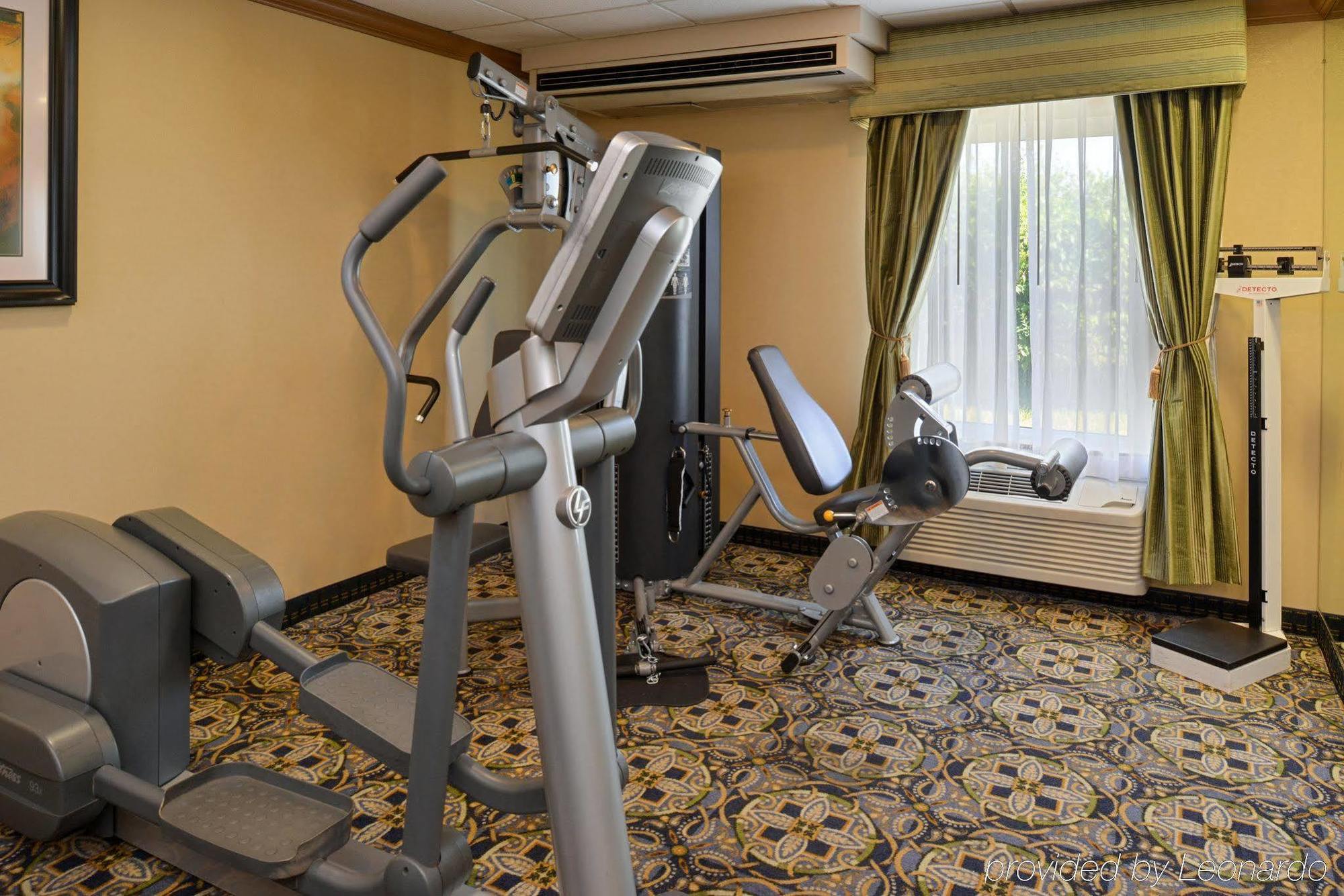 Country Inn & Suites By Radisson Benton Harbor-St Joseph Mi מראה חיצוני תמונה